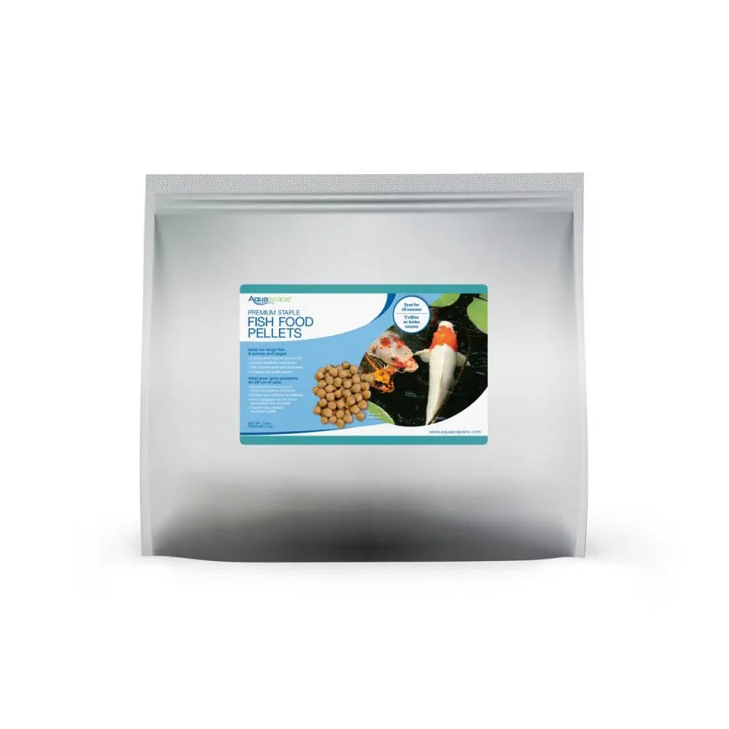 Floating fish food pellets for clear water and healthy fish.