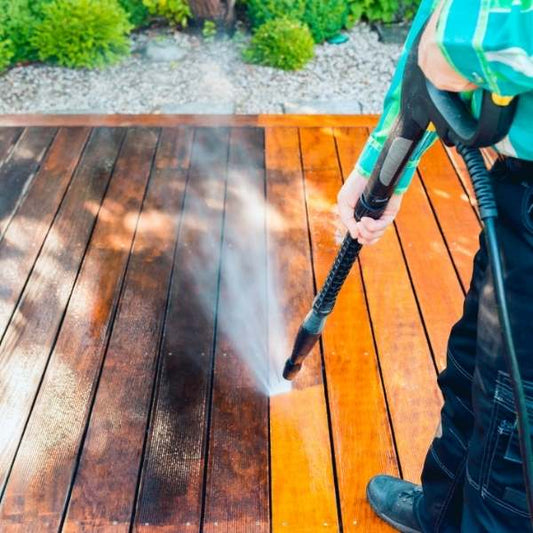 Fence and Deck Restoration Service - AquaGarde