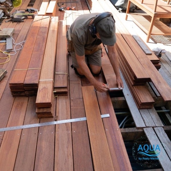 Fence and Deck Construction in Ontario-Aquagarden