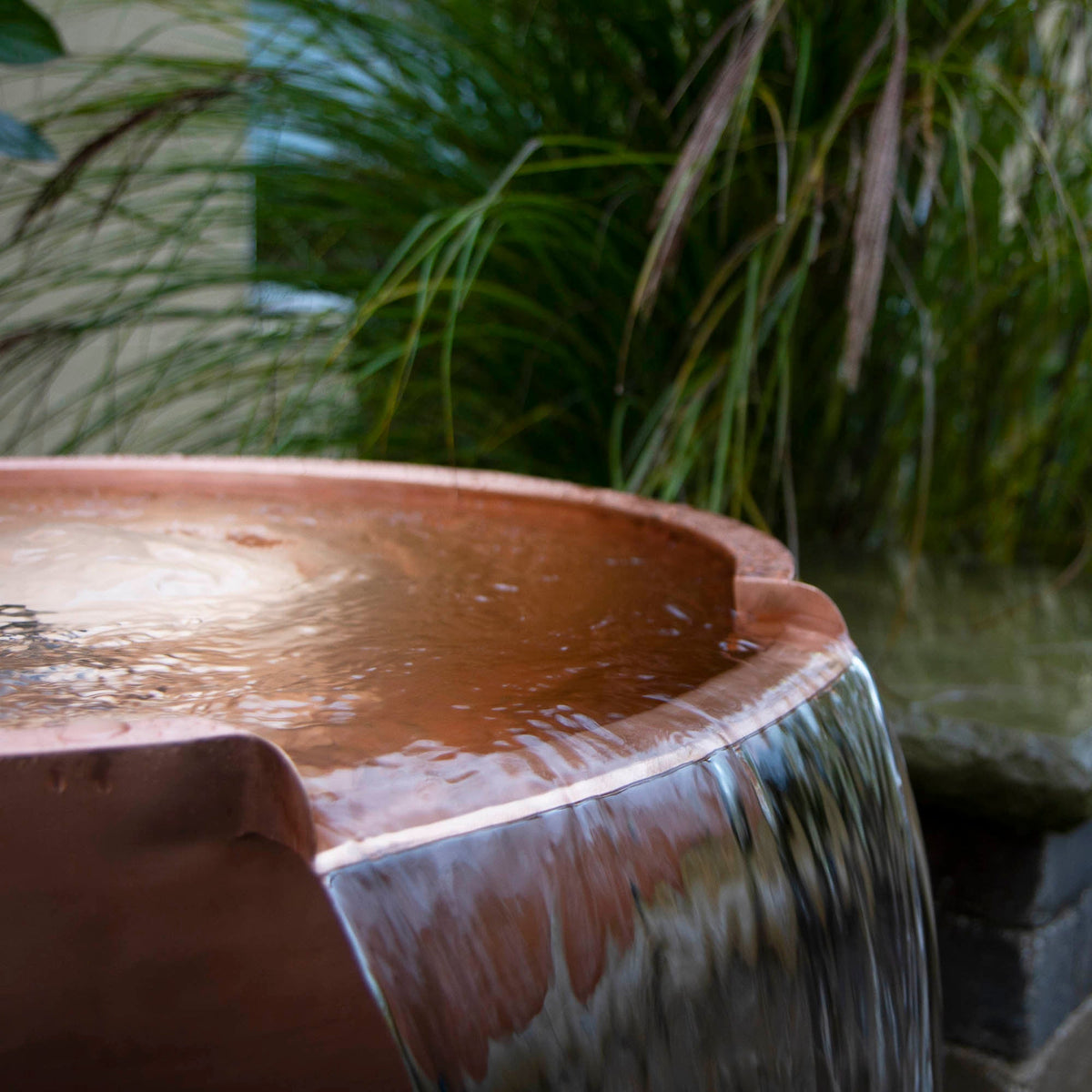Atlantic-Oase Copper Spillway Bowls (1200 GPH) — product gallery 12